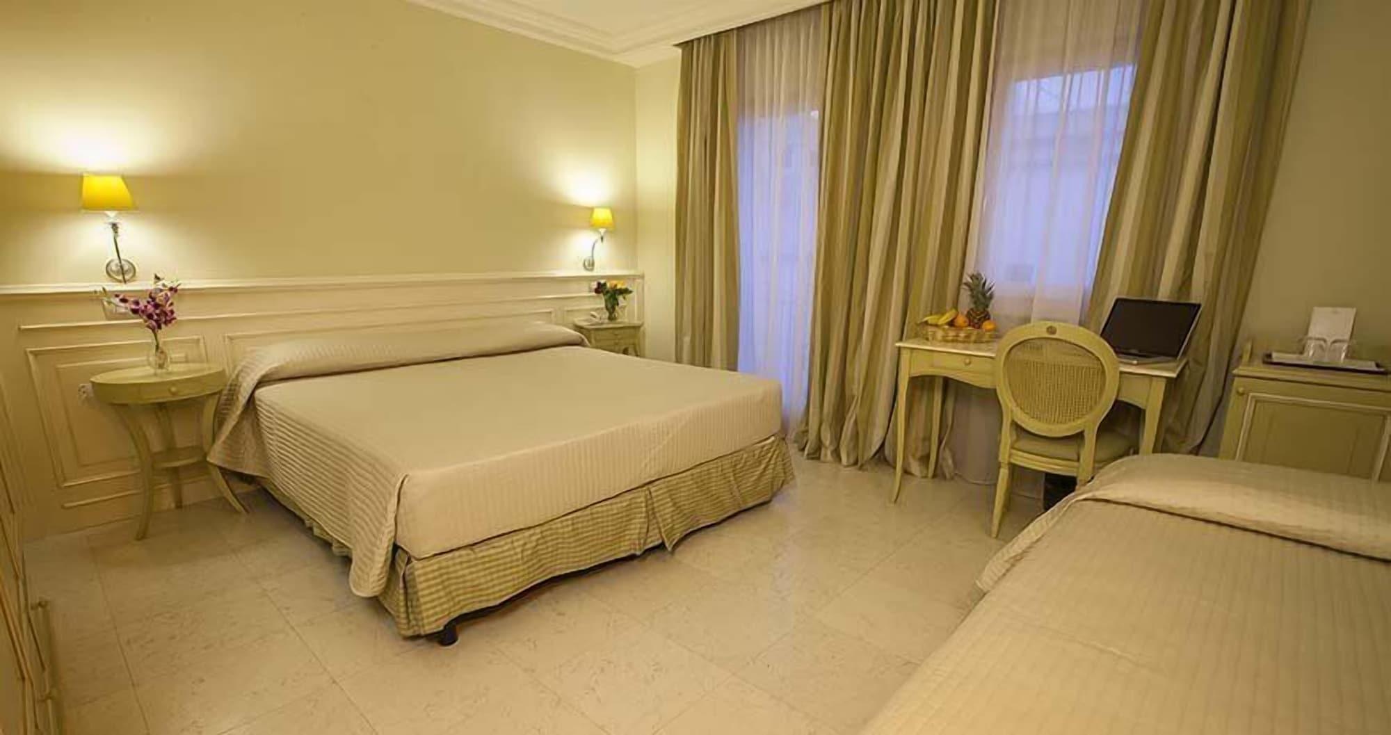 Palace Hotel Vieste Luaran gambar