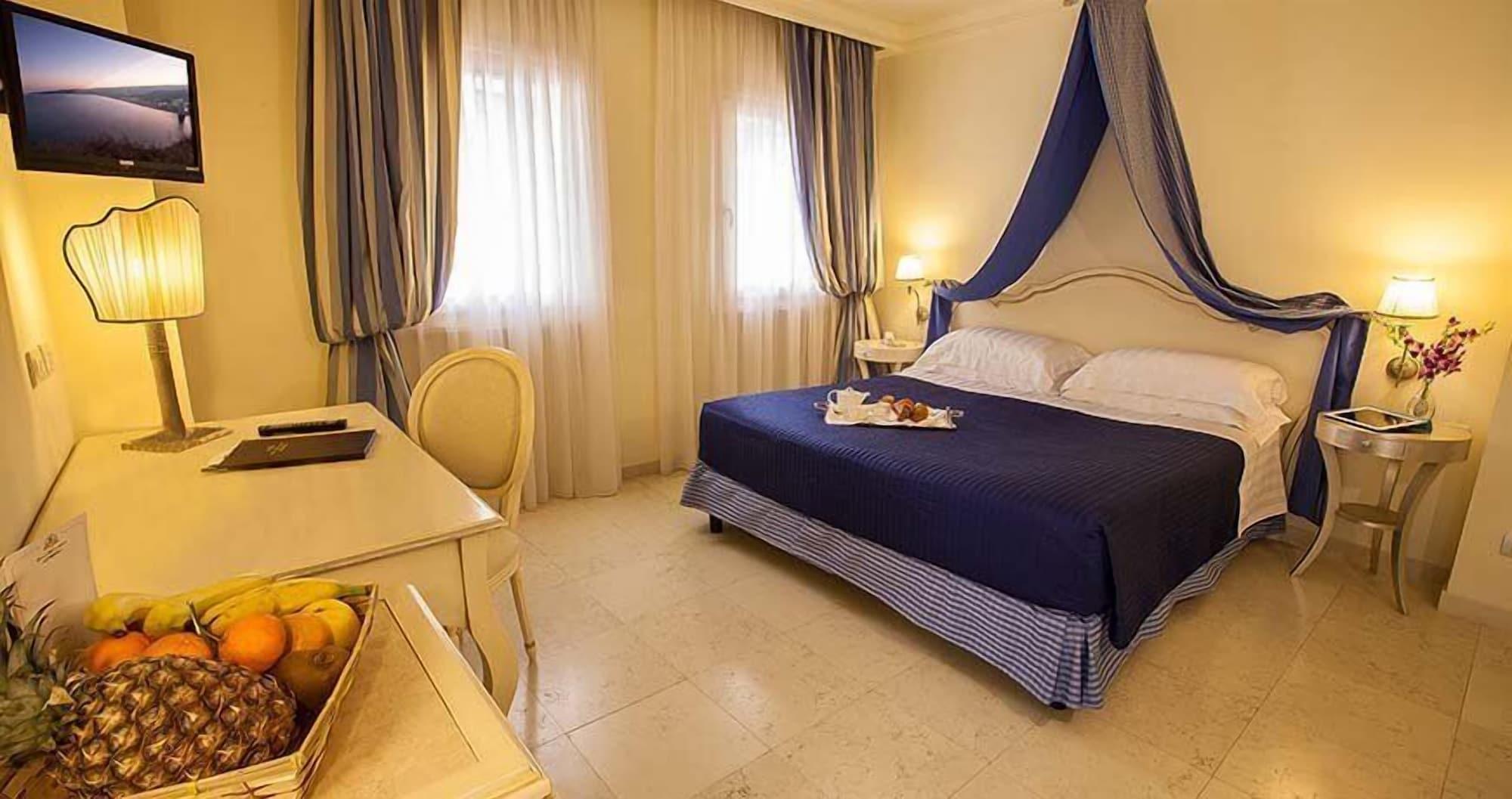 Palace Hotel Vieste Luaran gambar