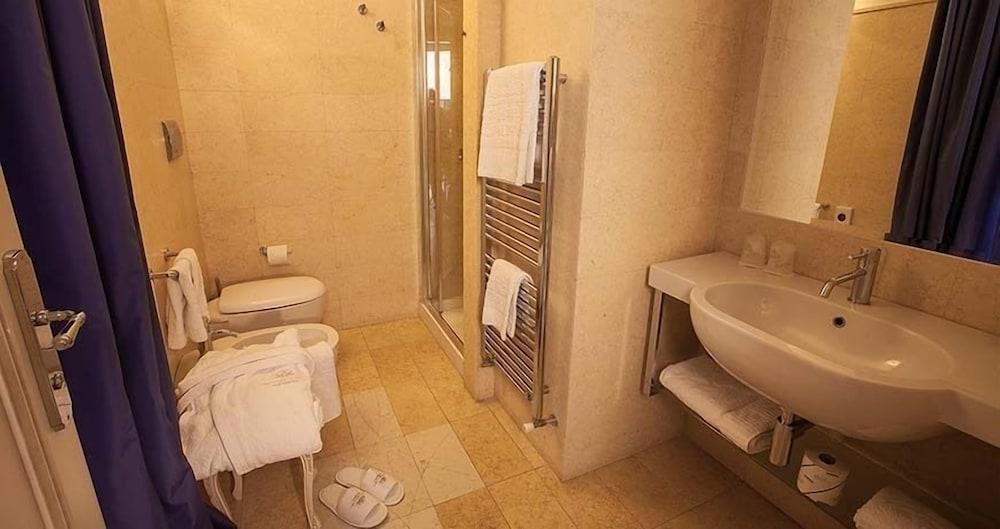 Palace Hotel Vieste Luaran gambar
