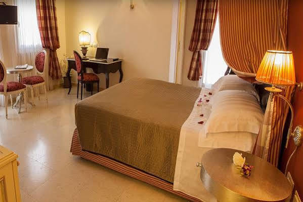 Palace Hotel Vieste Luaran gambar