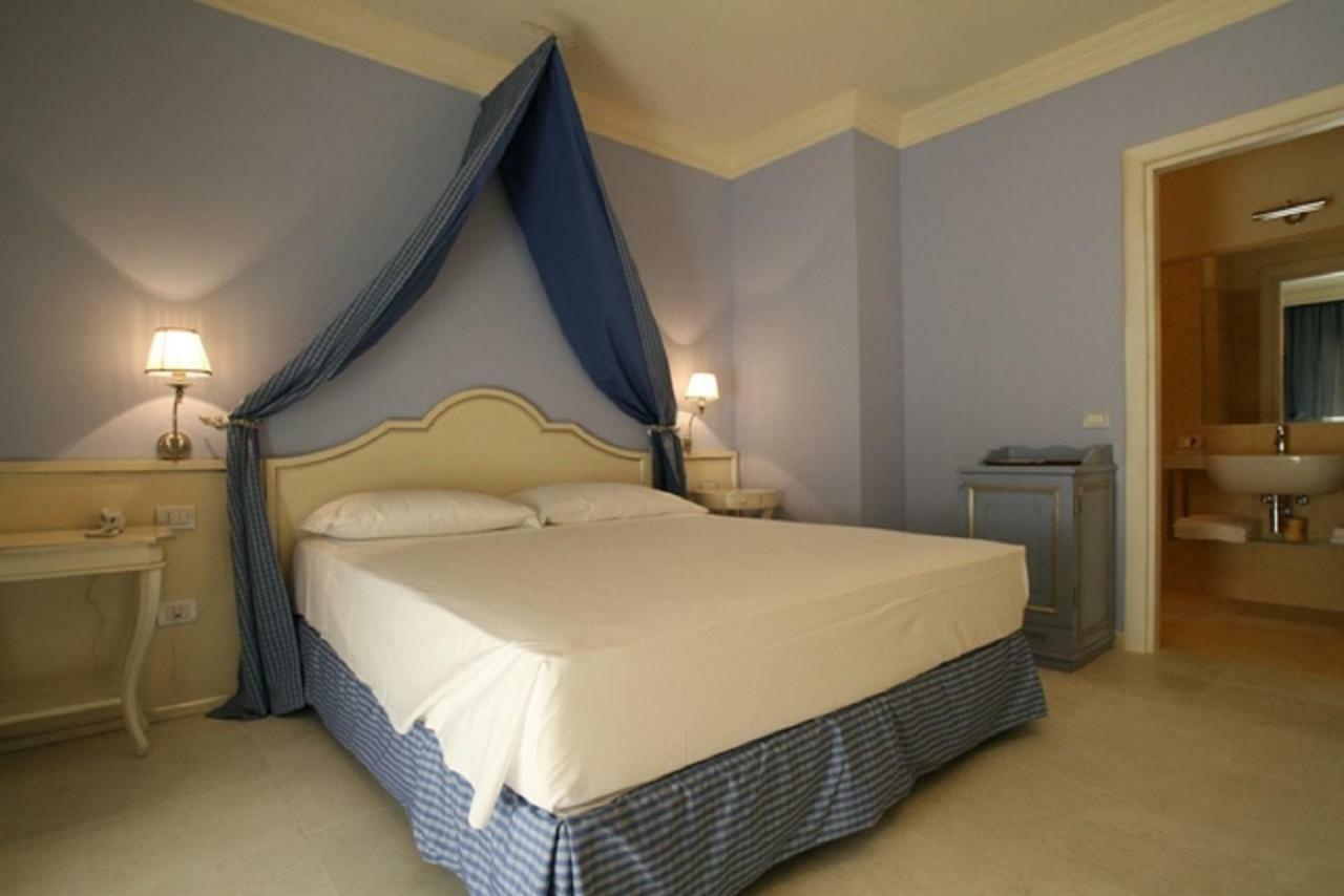 Palace Hotel Vieste Luaran gambar